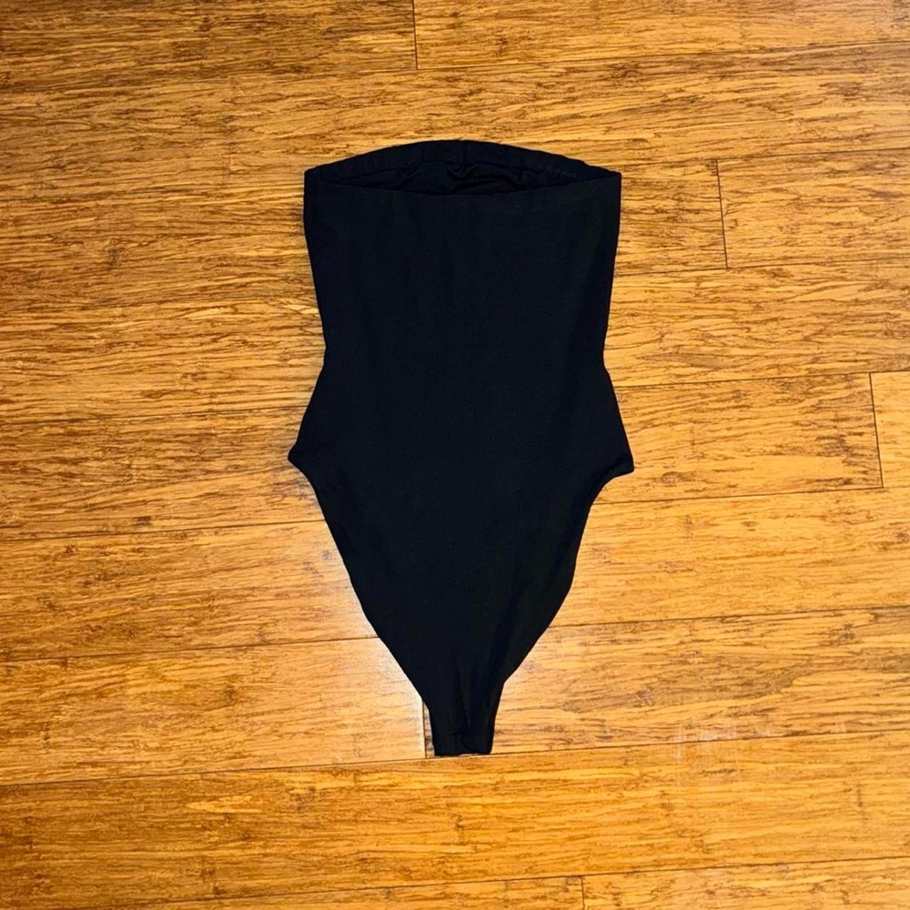 Toast Swimsuit - Picture 5 of 5